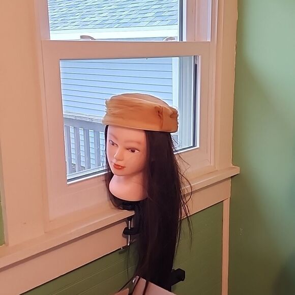 Vintage Yellow Hat with Silver V Shaped Accent - Picture 13 of 13